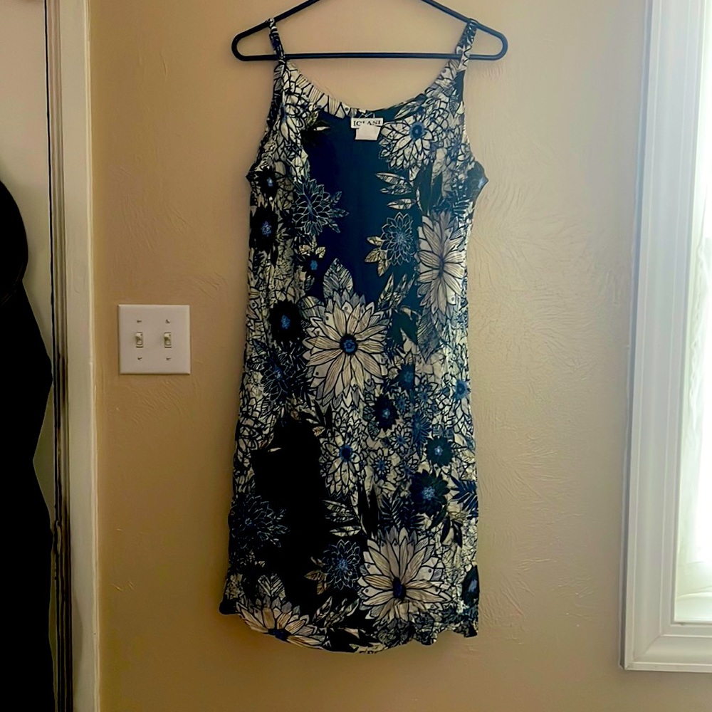 Iolani sun dress. Lovely flower pattern with whites, blues, gold